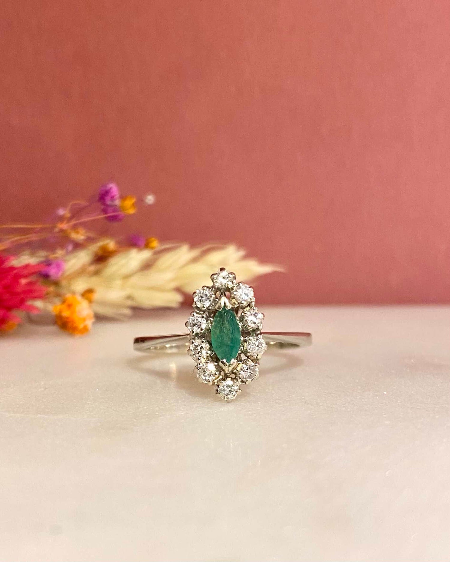 Bague Marquise Émeraude 0.20 carat &amp; Diamants &quot;Armelle&quot; - Elliade Paris