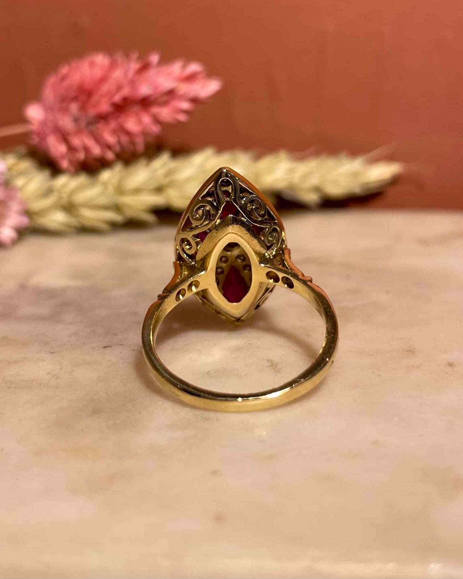 Bague Marquise Rubis 0.90 carat &amp; Diamants 0.89 carat &quot;Abby &quot; - Elliade Paris