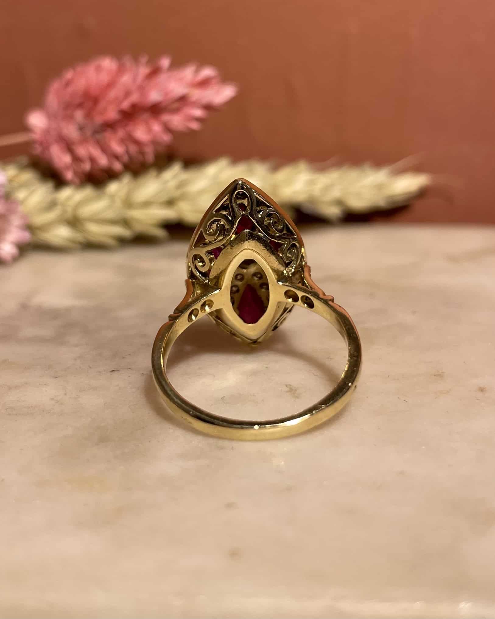 Bague Marquise Rubis 0.90 carat &amp; Diamants 0.89 carat &quot;Abby &quot; - Elliade Paris
