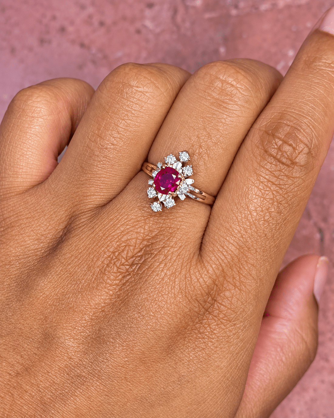 Bague Marquise Rubis 1 carat &amp; Diamants "Aurore" - Elliade Paris