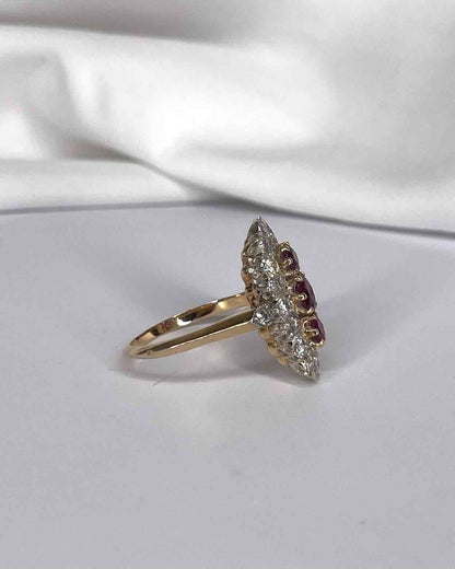 Bague Marquise Rubis 1.10 carat &amp; Diamants 0.86 carat &quot;Emmanuella&quot; - Elliade Paris