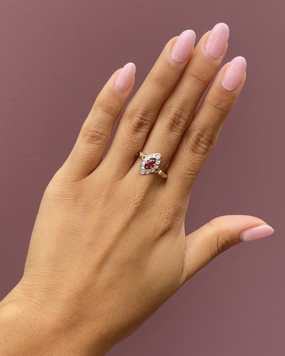 Bague Marquise Rubis &amp; Diamants &quot;Pauline&quot; - Elliade Paris