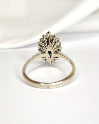 Bague Marquise Saphir 0.60 carat &amp; Diamants "Aurore" - Elliade Paris