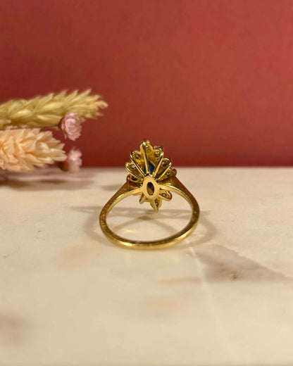 Bague Marguerite Marquise Saphir &amp; Diamants 0.84 carat &quot;Lyaa&quot;