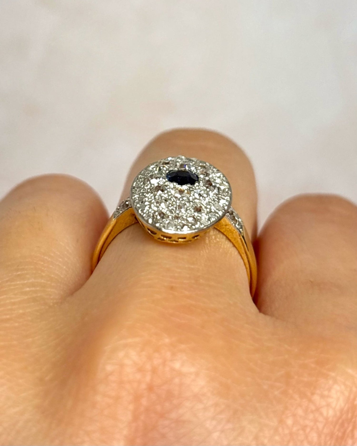 Bague Marquise Style Art - Déco Saphir &amp; Diamants 0.92 carat "Isabeau" - Elliade Paris