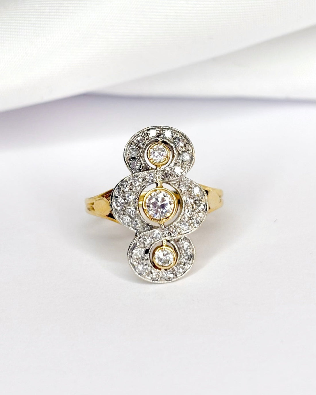 Bague Marquise Tourbillon Diamants 0.85 carat "Michaela" - Elliade Paris