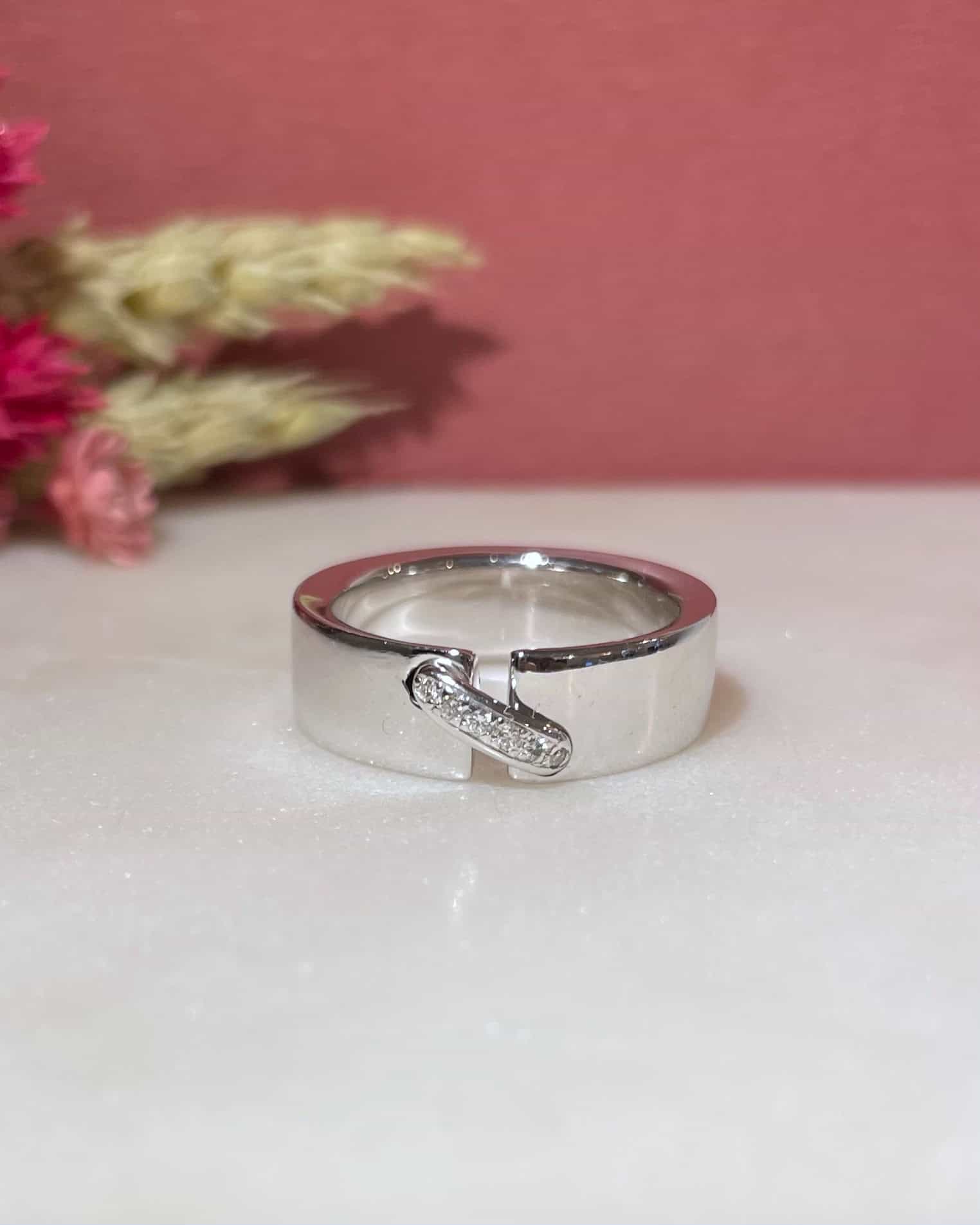 Bague Modèle Lien de Chaumet Diamants Or Gris 18 carats - Elliade Paris