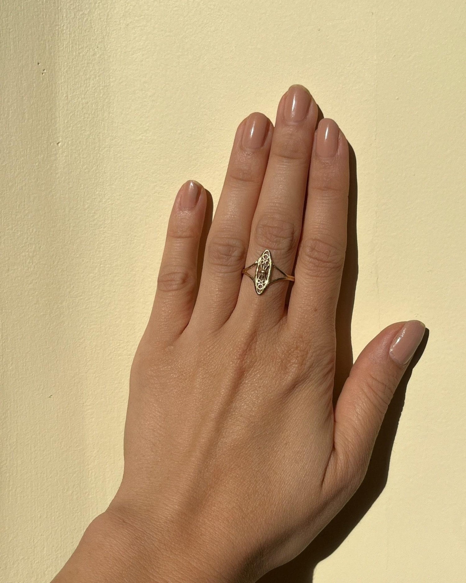 Bague Navette &quot;Eleanor&quot; Or Jaune - Elliade Paris