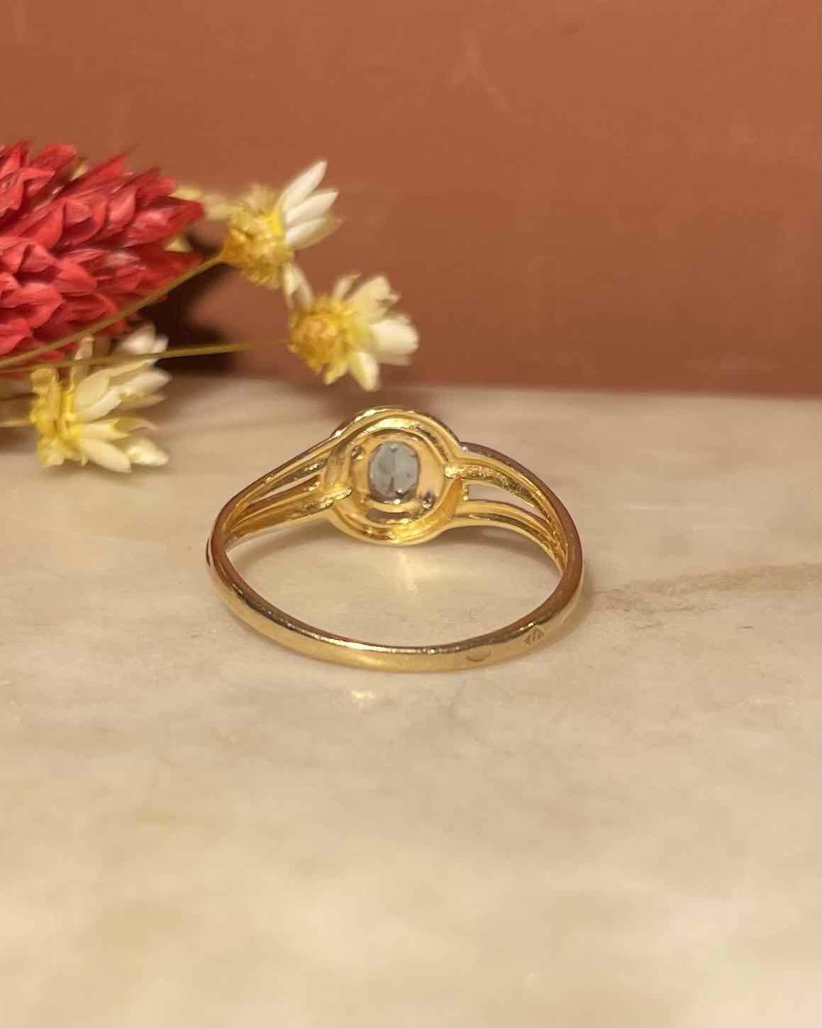 Anillo "Diya" de topacio estilo Art Déco