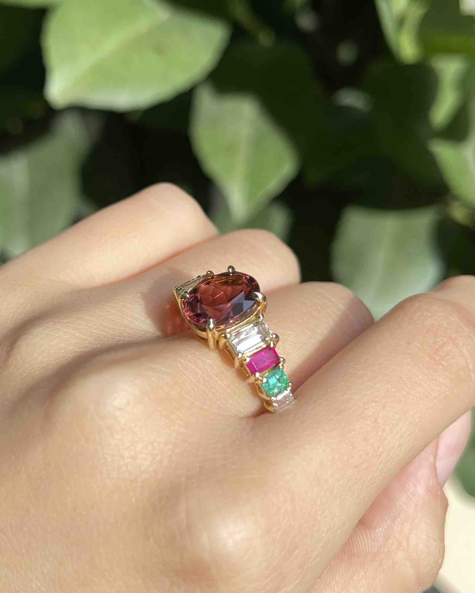 Anillo de turmalina arcoíris "Omaley"