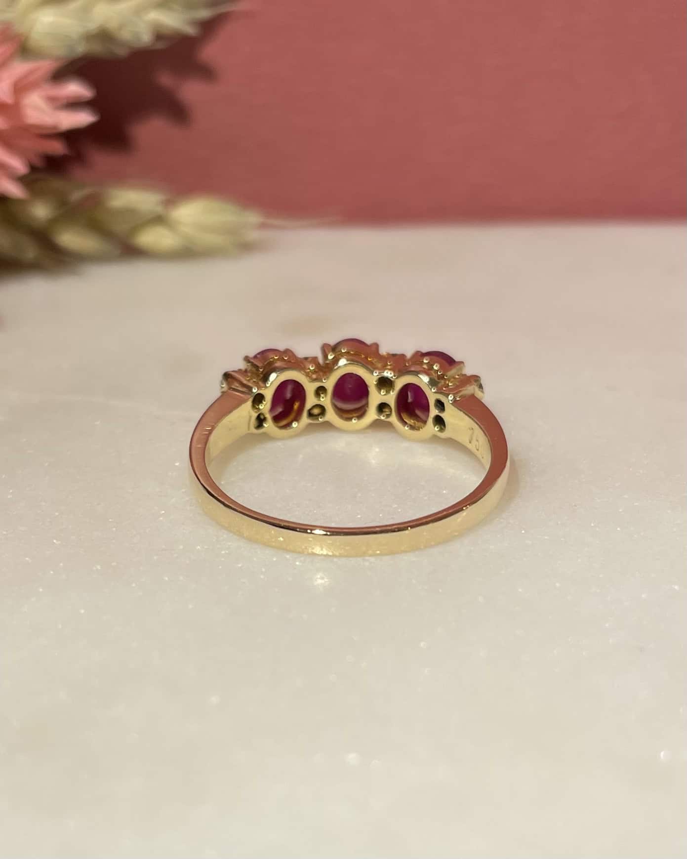 Bague Rivière Rubis 1.35 carat &amp; Diamants "Willow" - Elliade Paris