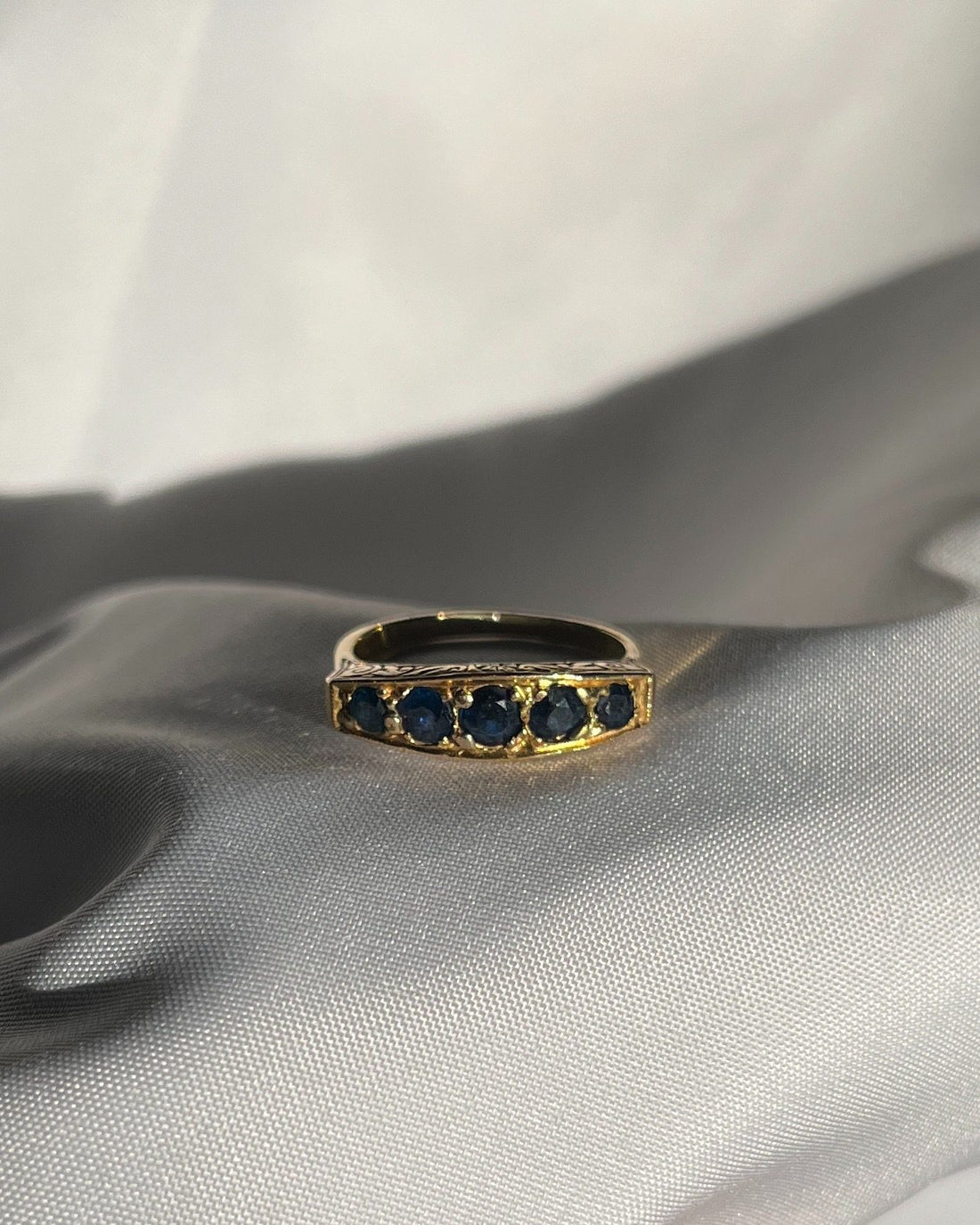 Bague rivière saphirs &quot;Sarah&quot;