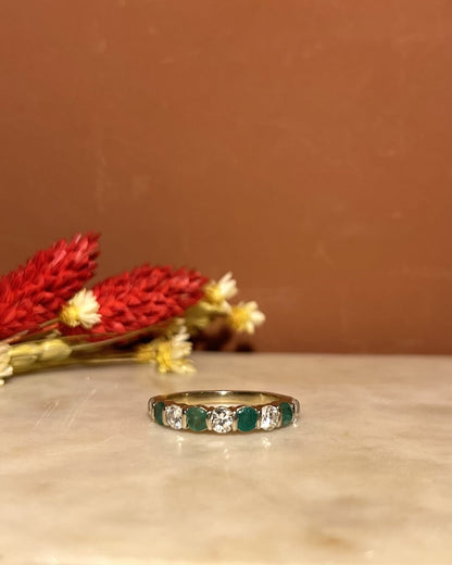 Bague Rivière 4 Emeraudes &amp; 5 Diamants &quot;Julianne&quot; - Elliade Paris