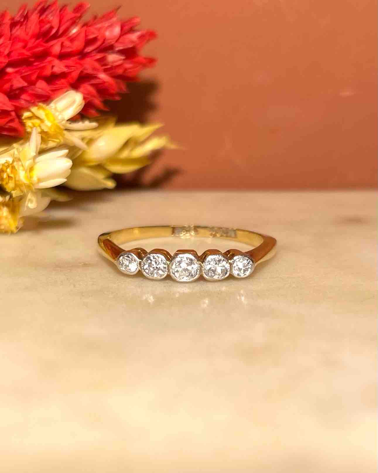 Bague Rivière 5 Diamants "Ranya" - Elliade Paris