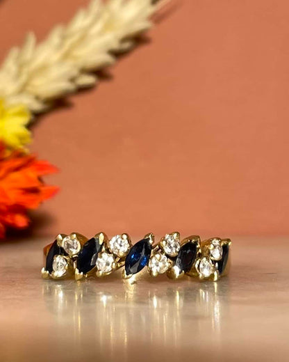 Bague Rivière 5 Saphirs &amp; 8 Diamants &quot;Liona&quot; - Elliade Paris