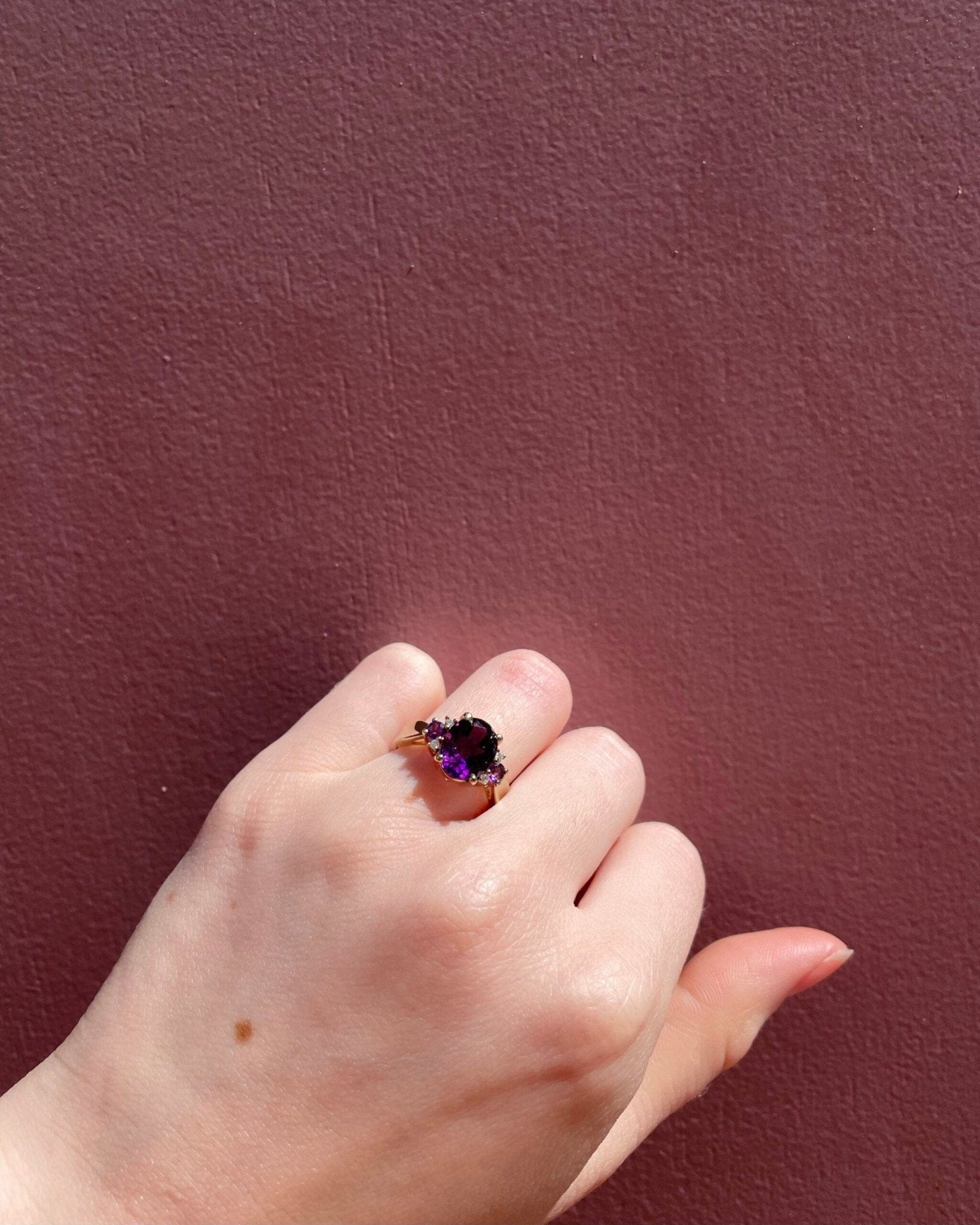 Bague Rivière Améthystes 2.80 carats &amp; Diamants "Mayana" - Elliade Paris