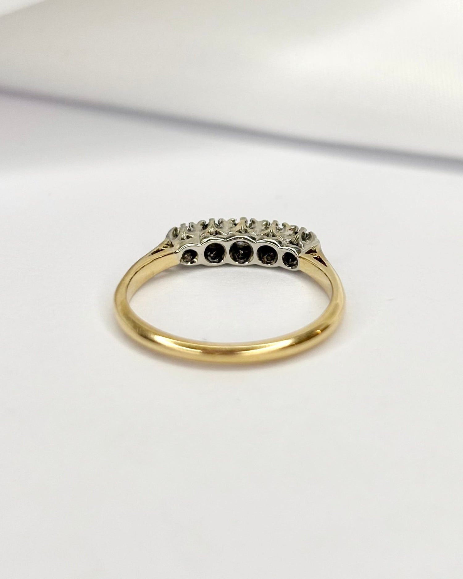 Bague Rivière Art Déco 5 Diamants "Elina" - Elliade Paris