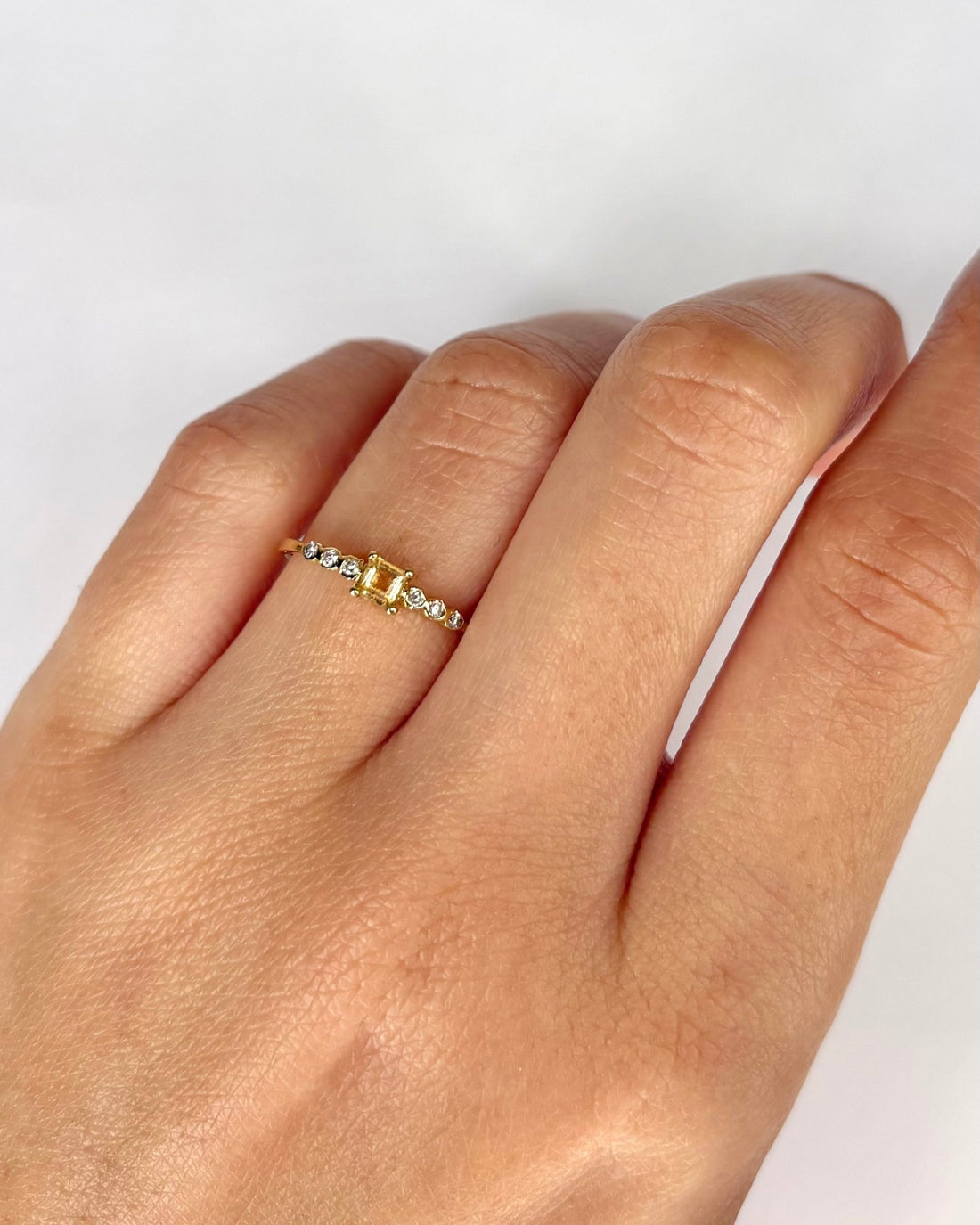 Bague Rivière Citrine &amp; Diamants "Leslie" - Elliade Paris