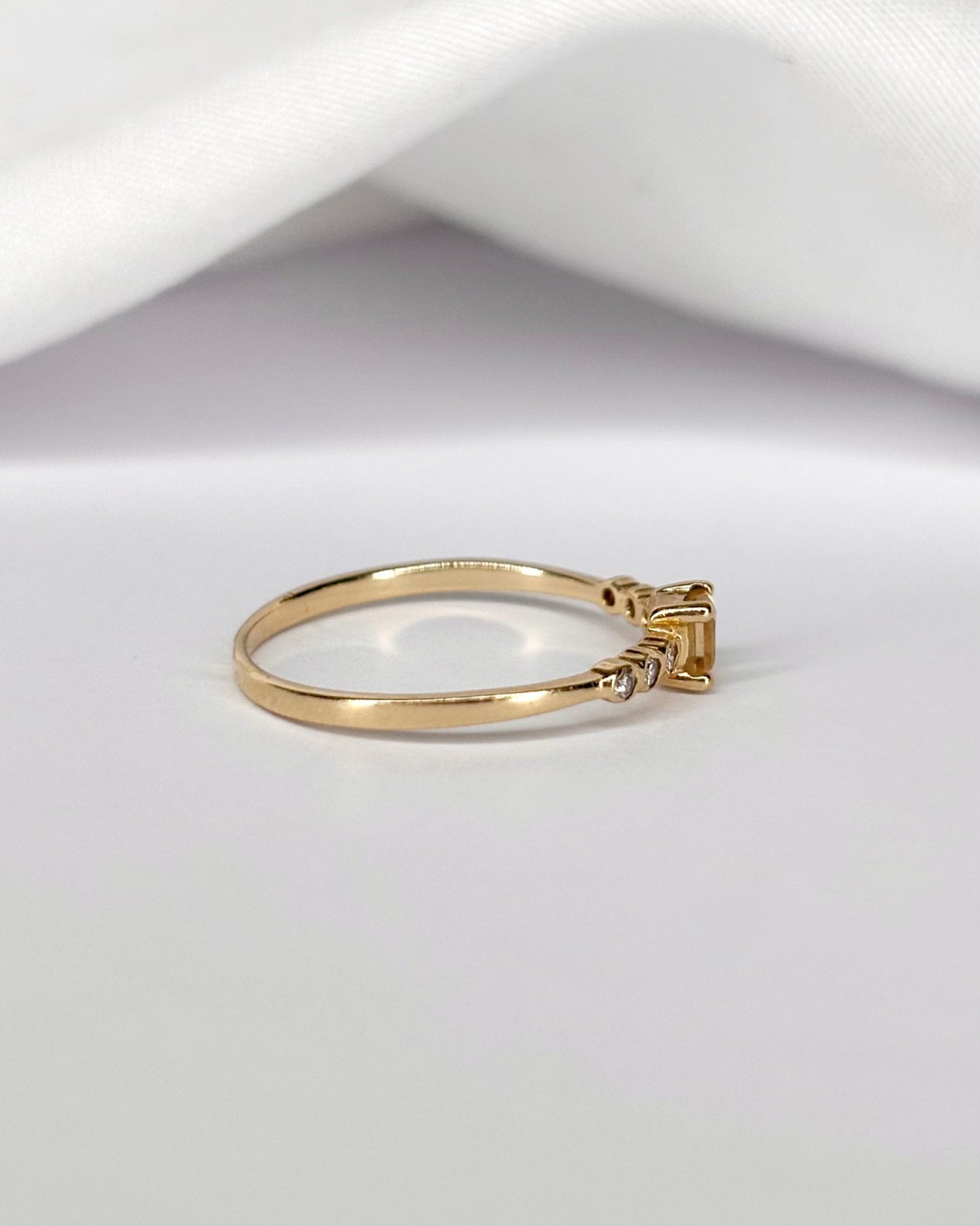 Bague Rivière Citrine &amp; Diamants "Leslie" - Elliade Paris