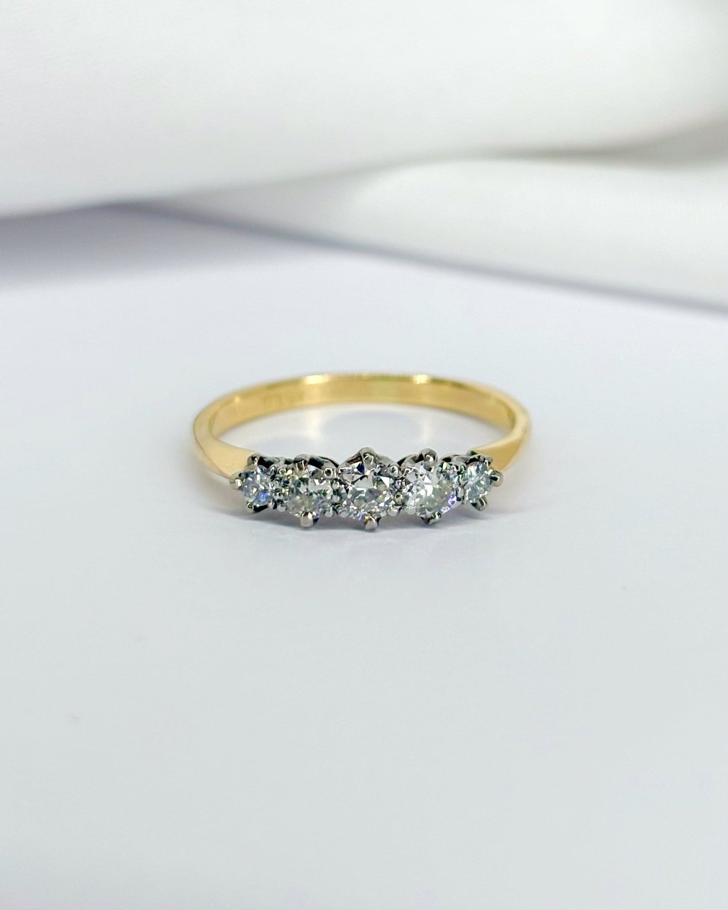 Bague Rivière Diamants 0.35 carat &quot;Edwige&quot; - Elliade Paris