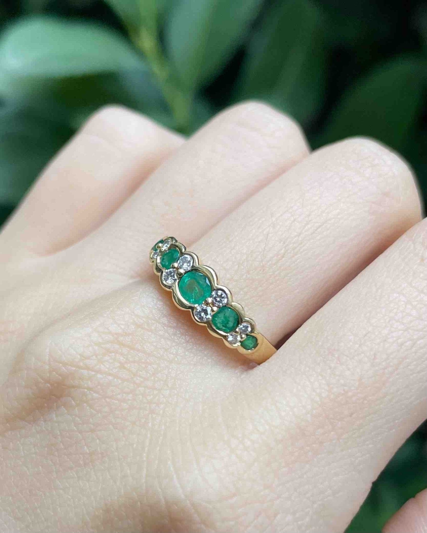 Bague Rivière Emeraudes &amp; Diamants "Charly" - Elliade Paris
