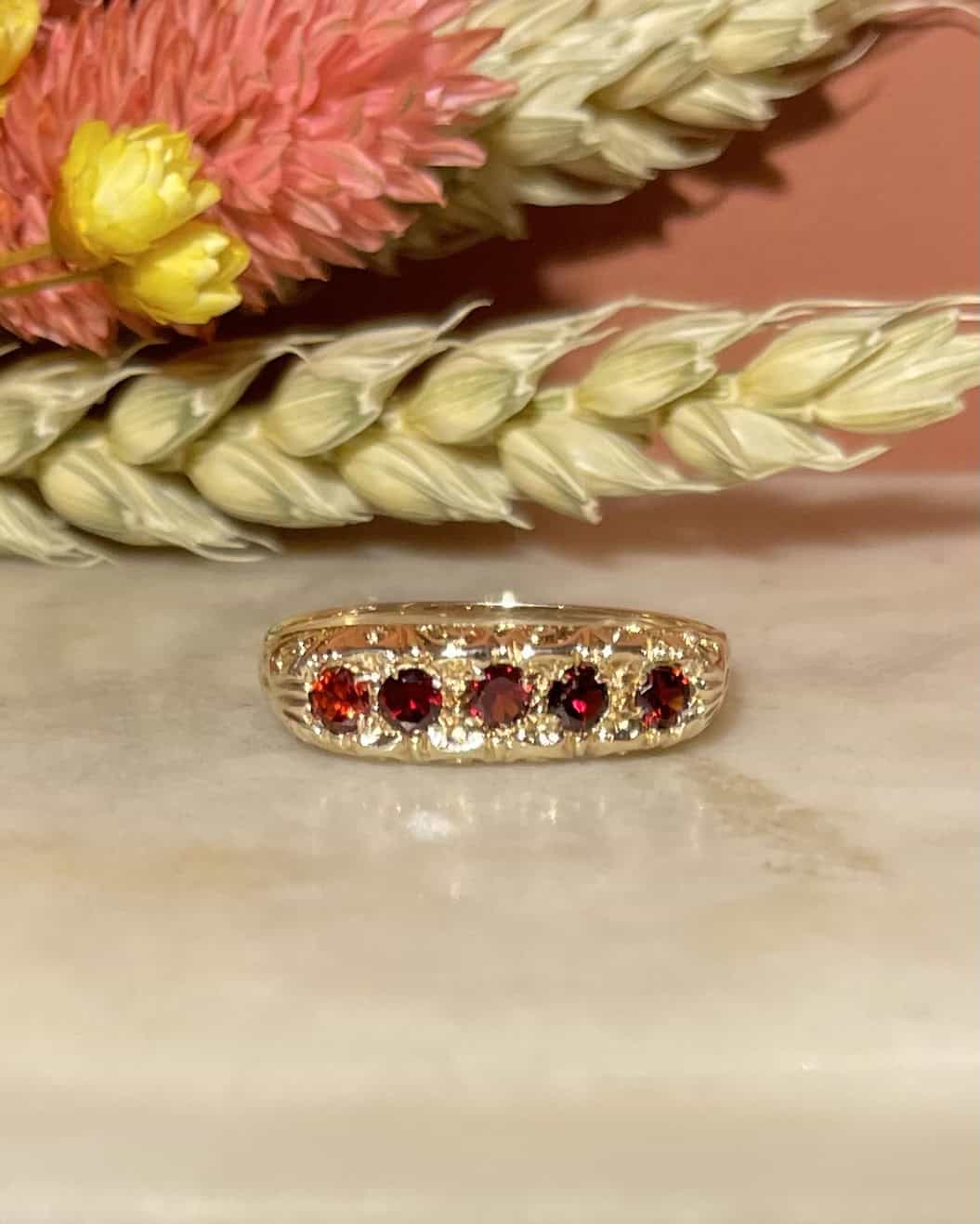 Bague Rivière Grenats 0.35 carat "Marilou" - Elliade Paris