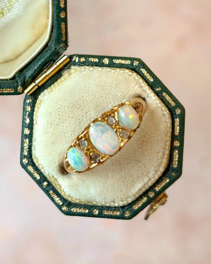 Bague Rivière Opales &amp; Diamants "Mona" - Elliade Paris