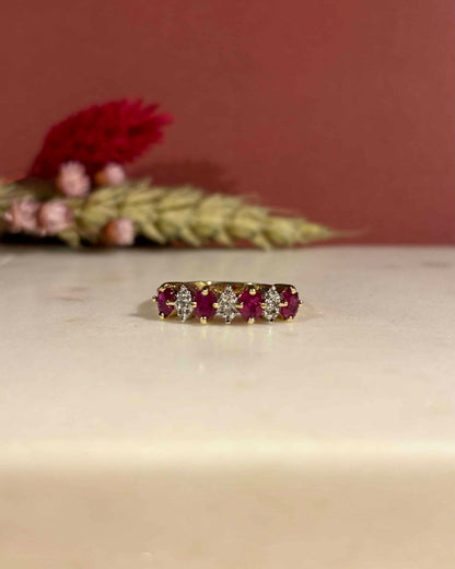 Bague Rivière Rubis 0.68 carat &amp; Diamants &quot;Vania&quot; - Elliade Paris