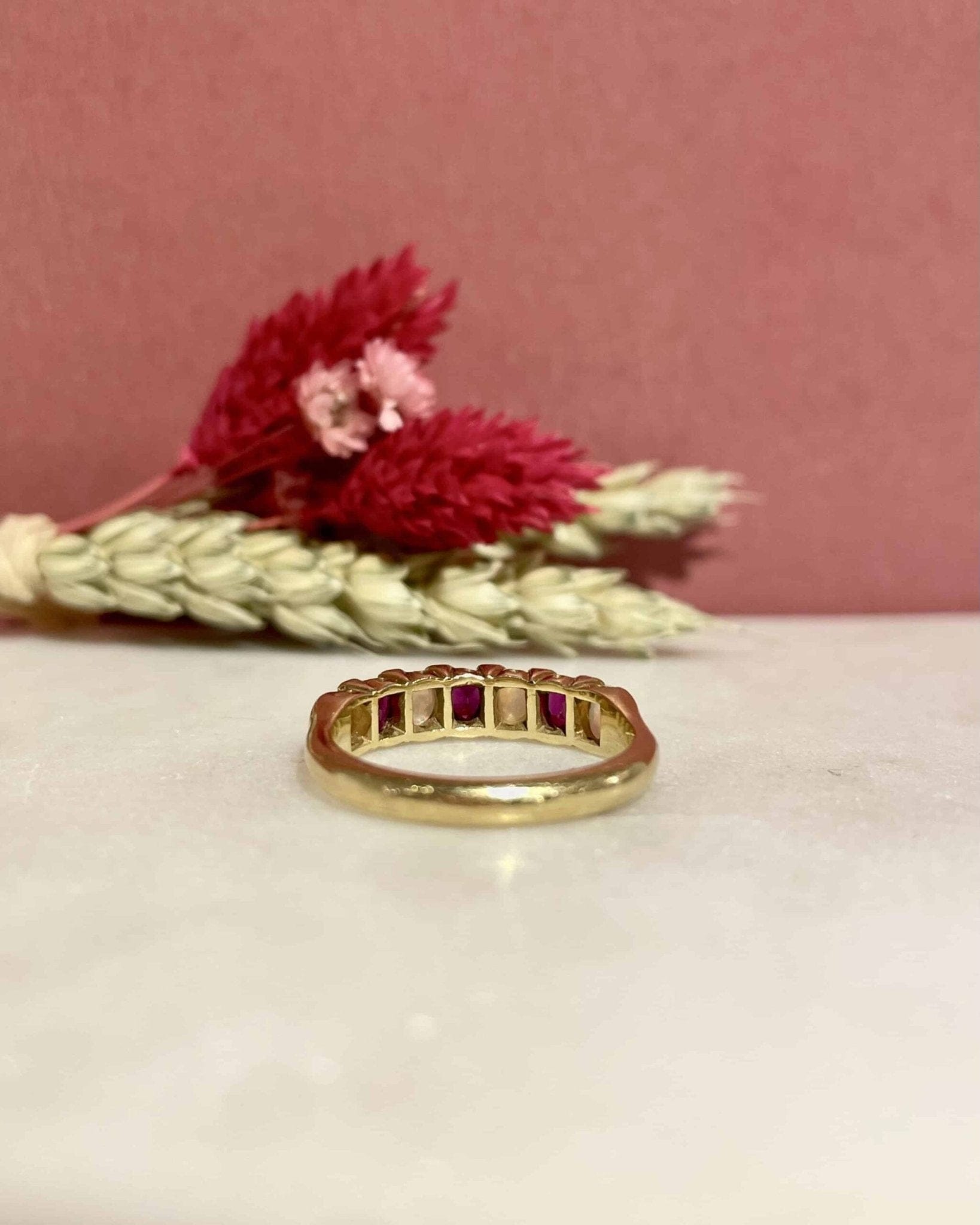 Bague Rivière Rubis &amp; Opales &amp; Diamants "Gemma" - Elliade Paris