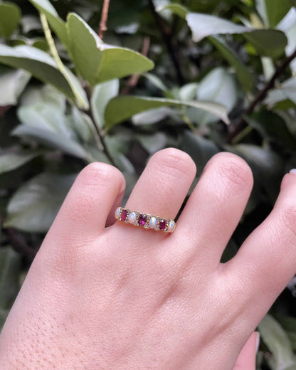 Bague Rivière Rubis &amp; Opales &amp; Diamants &quot;Gemma&quot;