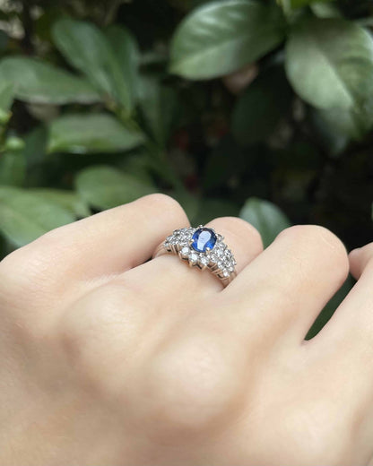 Bague Rivière Saphir 0.90 Carat &amp; 24 Diamants &quot;Jezebel&quot; - Elliade Paris