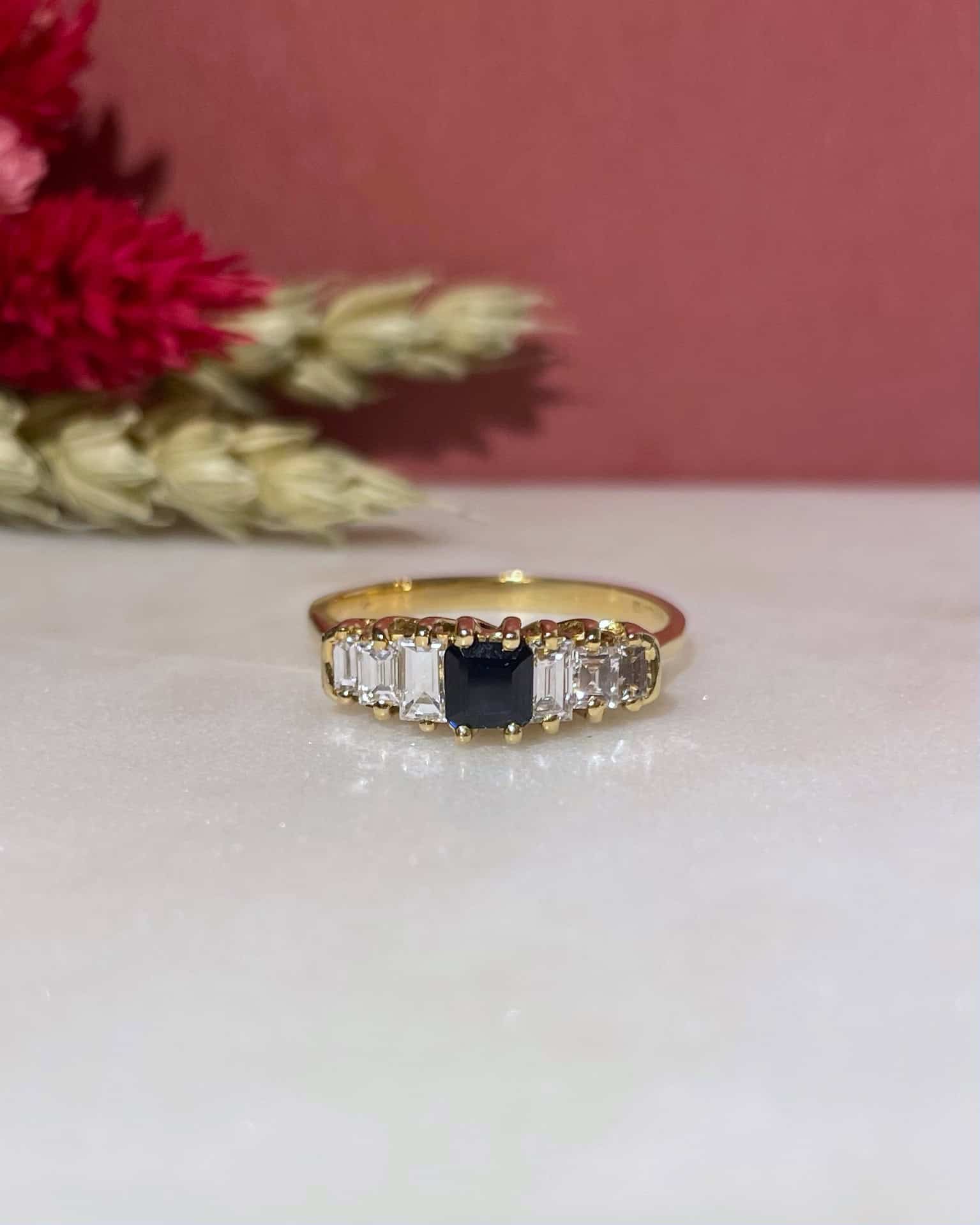 Bague Rivière Saphir &amp; Diamants 0.42 carat "Louisia" - Elliade Paris