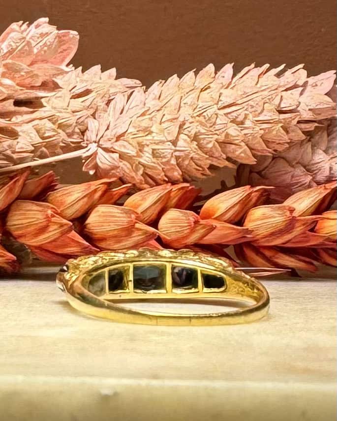 Bague Rivière Saphirs 1.70 Carat &quot;Aimée&quot; - Elliade Paris