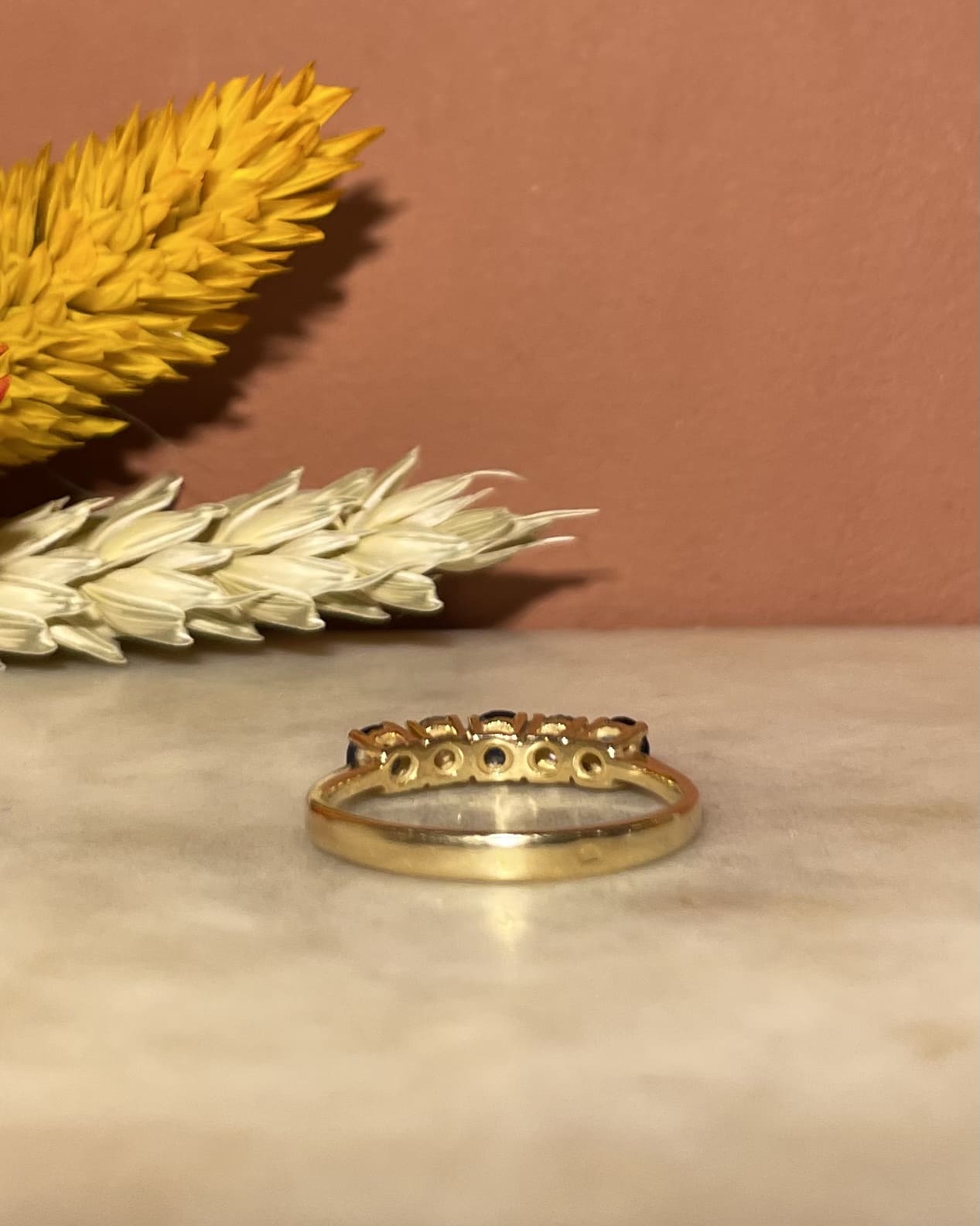 Bague Rivière Saphirs &amp; Diamants "Anaïs" - Elliade Paris