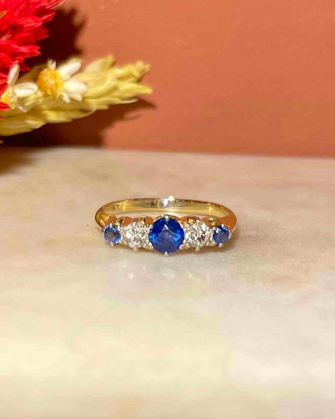 Bague rivière Diamants &amp; Saphirs &quot;Shannon&quot;