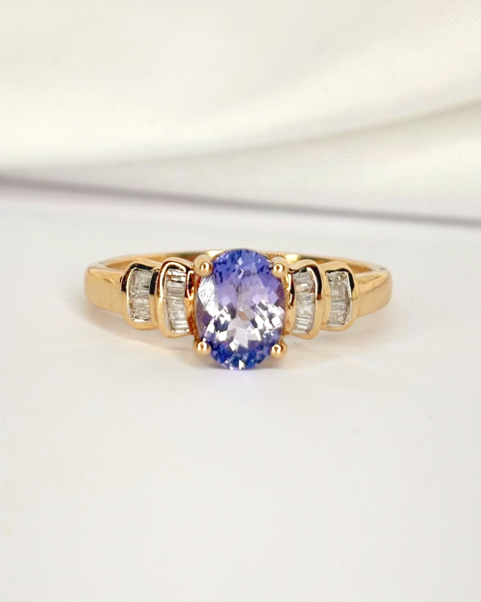 Bague Rivière Tanzanite 1.25 carat &amp; Diamants "Laura" - Elliade Paris