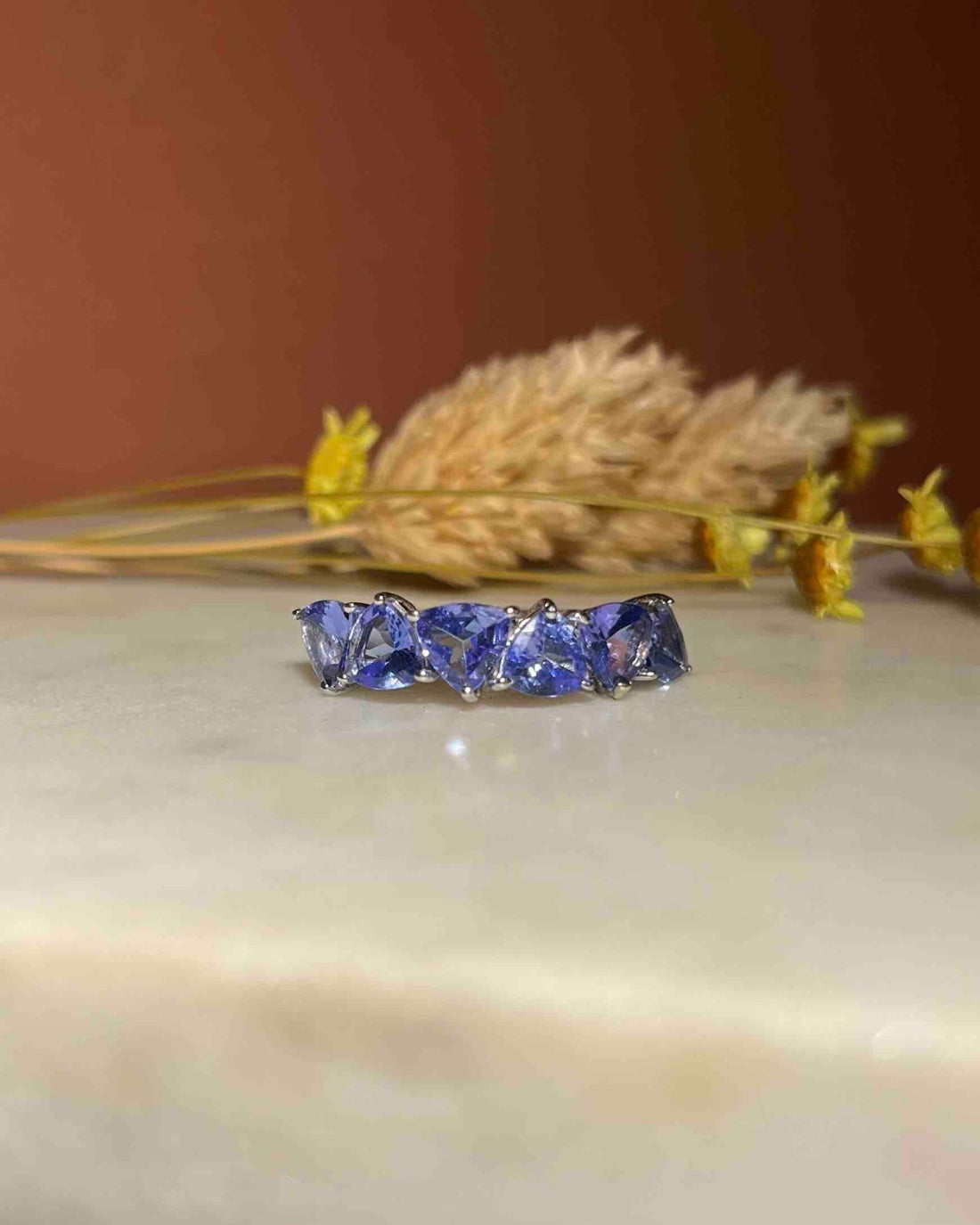 Bague rivière Tanzanite &quot;Félixia&quot; - Elliade Paris