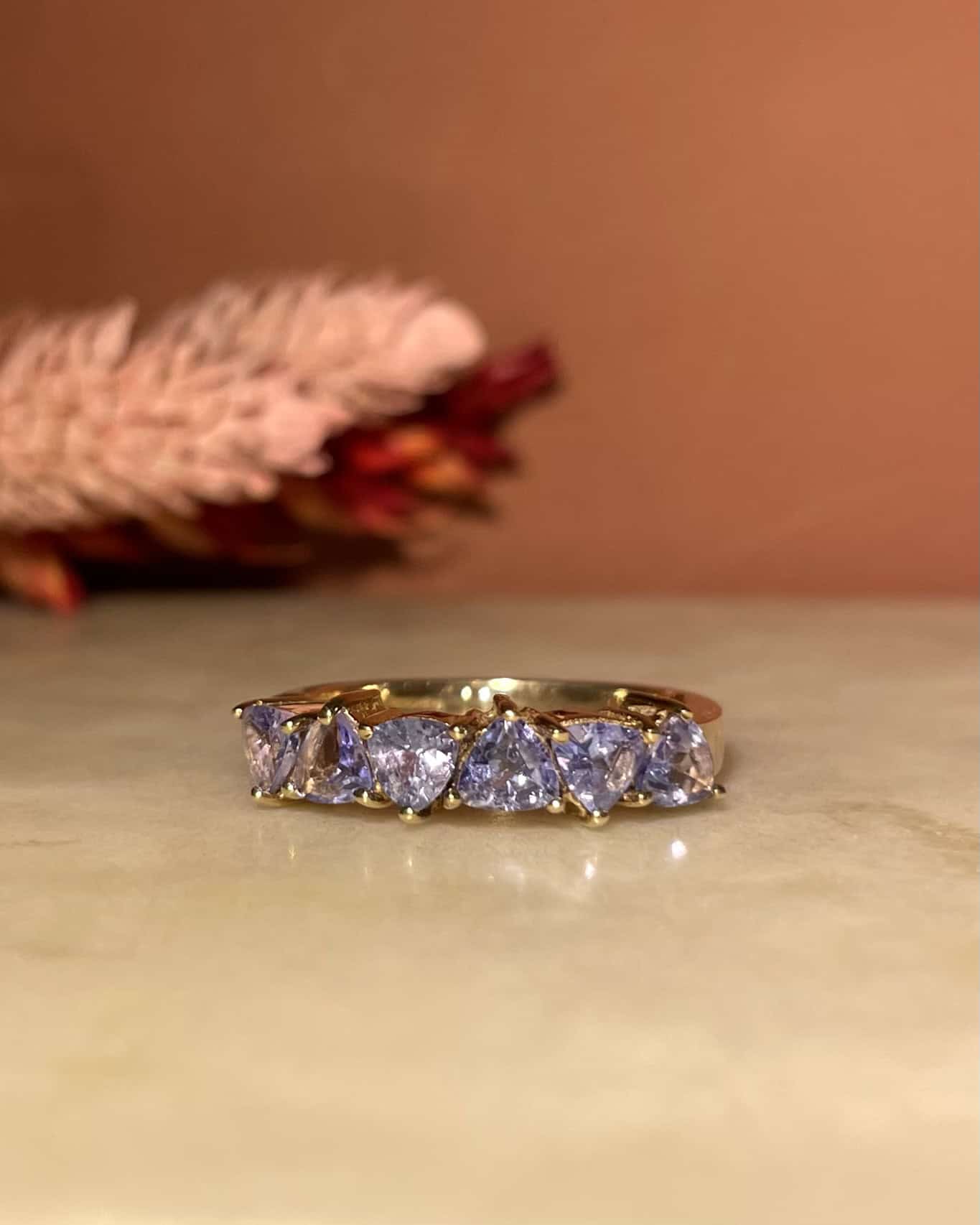 Bague Rivière Tanzanites 1.30 carat "Vayk" - Elliade Paris