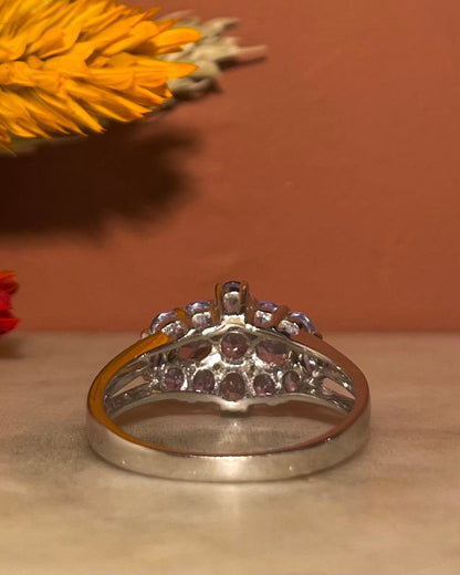 Bague Rivière Tanzanites &amp; Diamants &quot;Karolyne&quot; - Elliade Paris