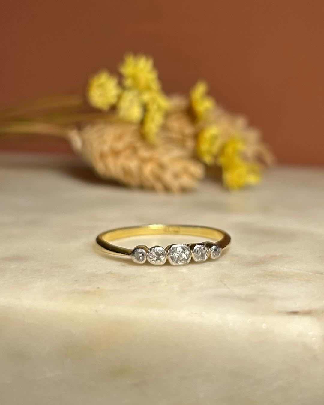 Bague Rivière Vintage Diamants "Olivia" - Elliade Paris