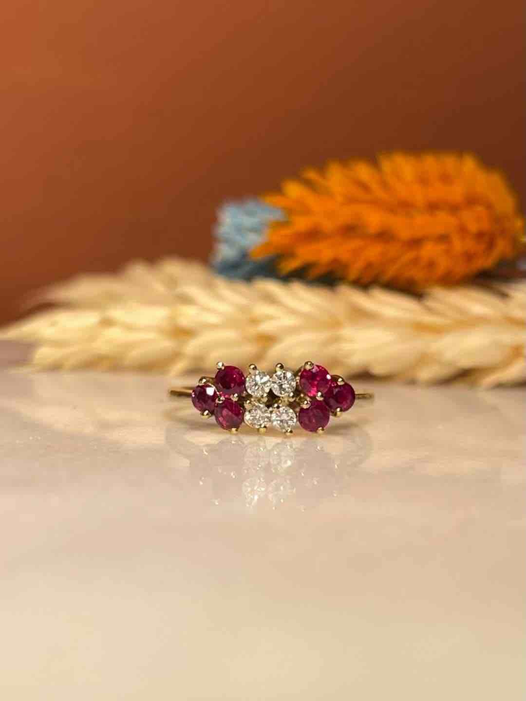 Bague Rivière Vintage Rubis &amp; Diamants "Yara" - Elliade Paris