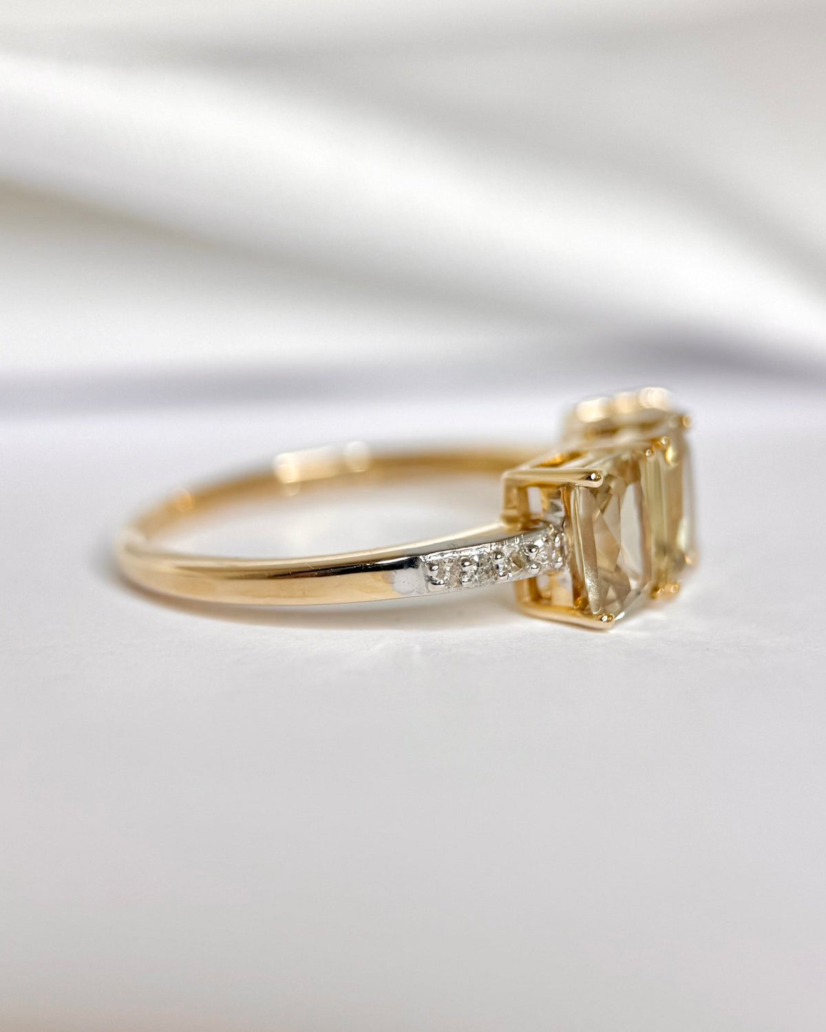 Bague Rivière Zultanites 1.65 carat &amp; Diamants "Leanne" - Elliade Paris