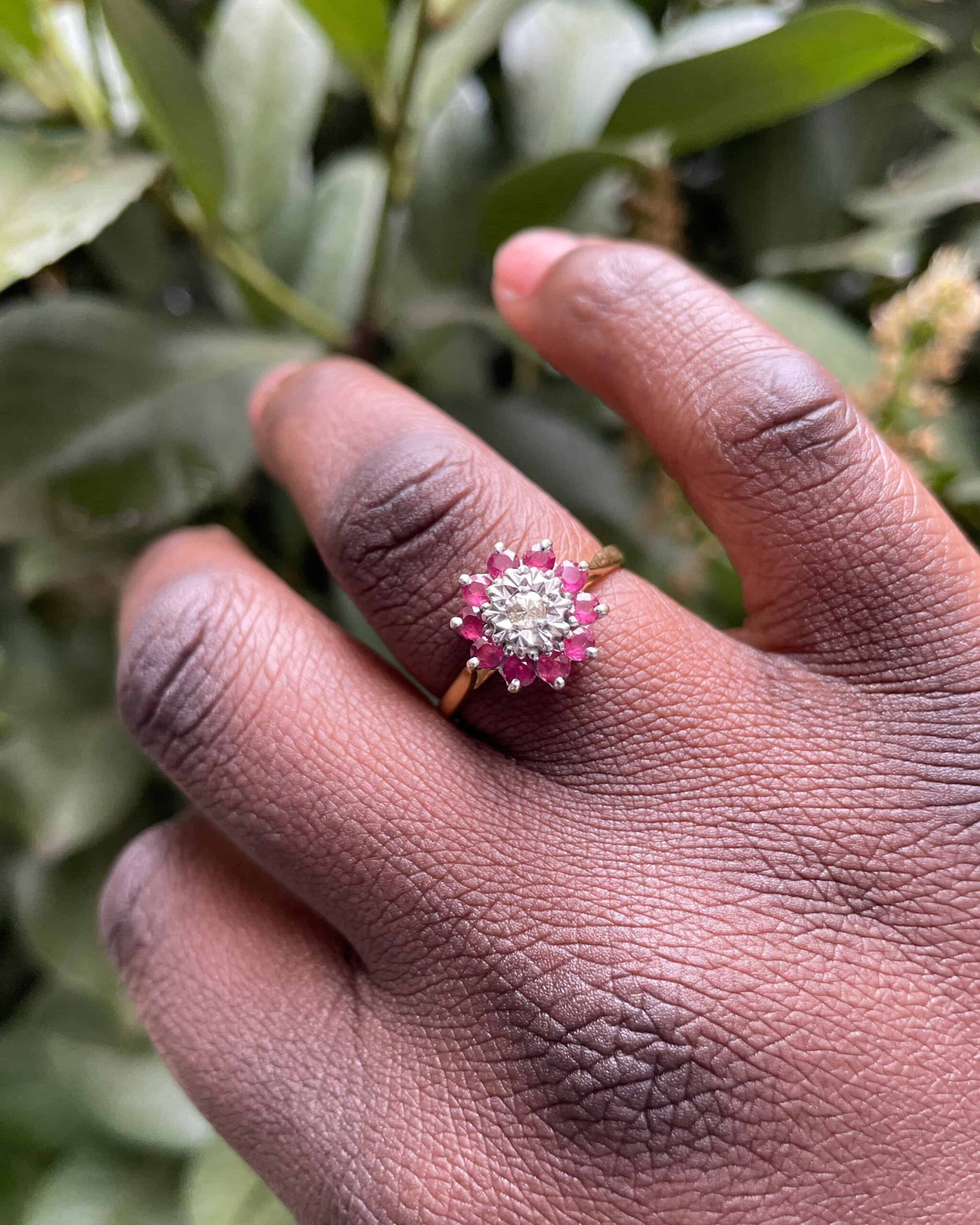 Bague Marguerite Rubis &amp; Diamants &quot;Ozalée&quot;