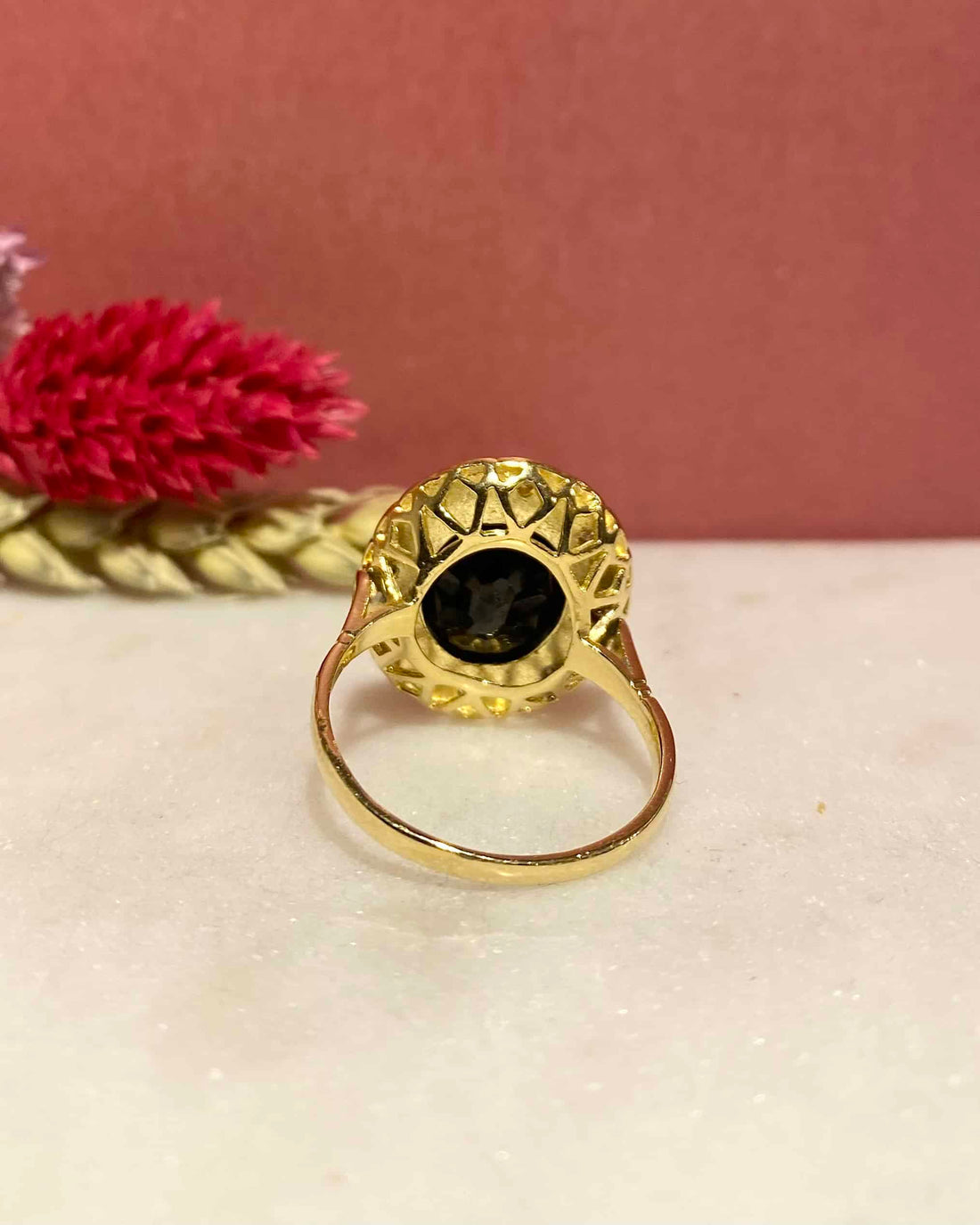 Art Deco Style Marguerite Ring Sapphire 4.10 carats &amp;amp; Diamonds &quot;Louisia&quot;