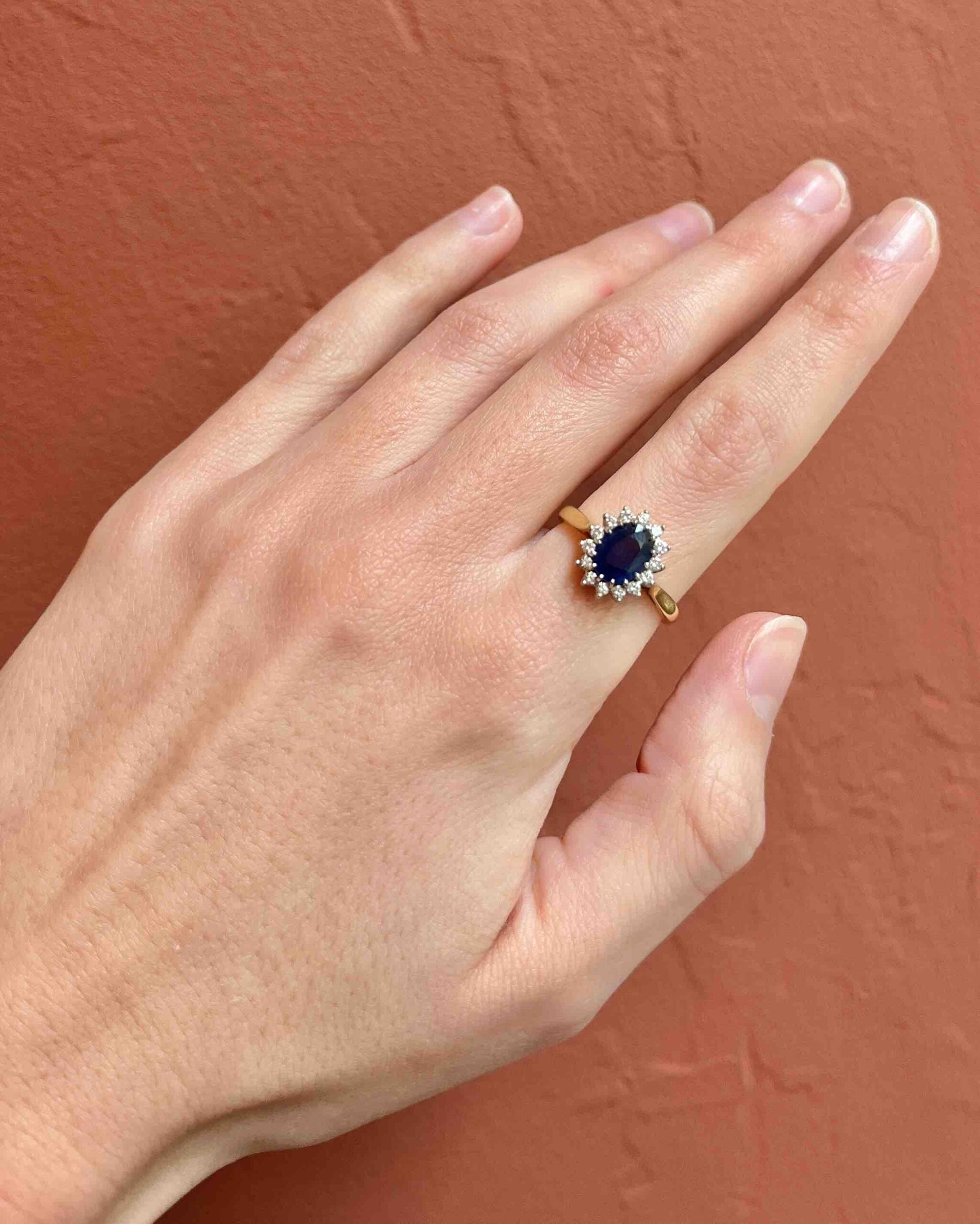 "Melodia" Sapphire &amp;amp; Diamond Daisy Ring