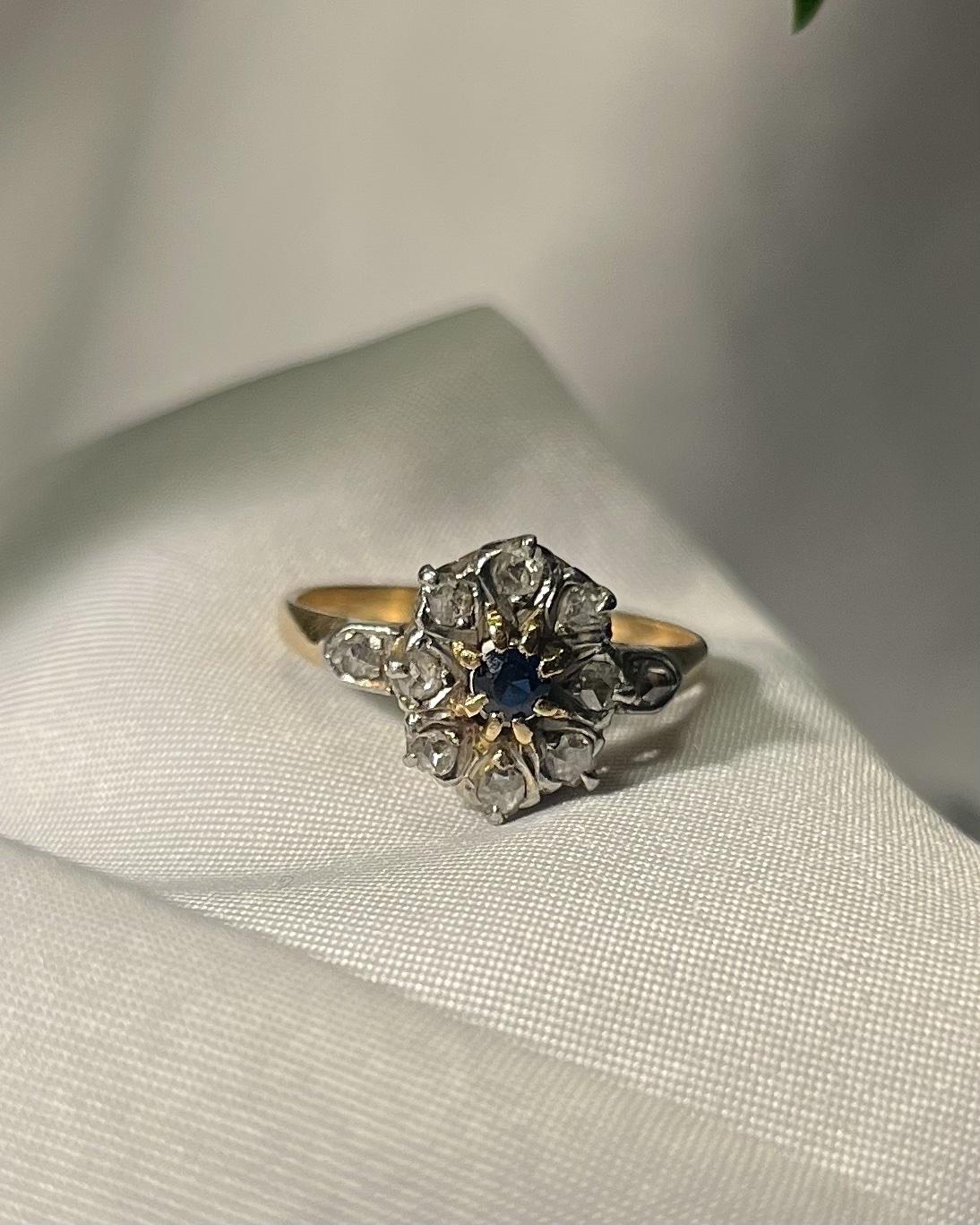 Anillo de zafiro y diamantes "Leyla"