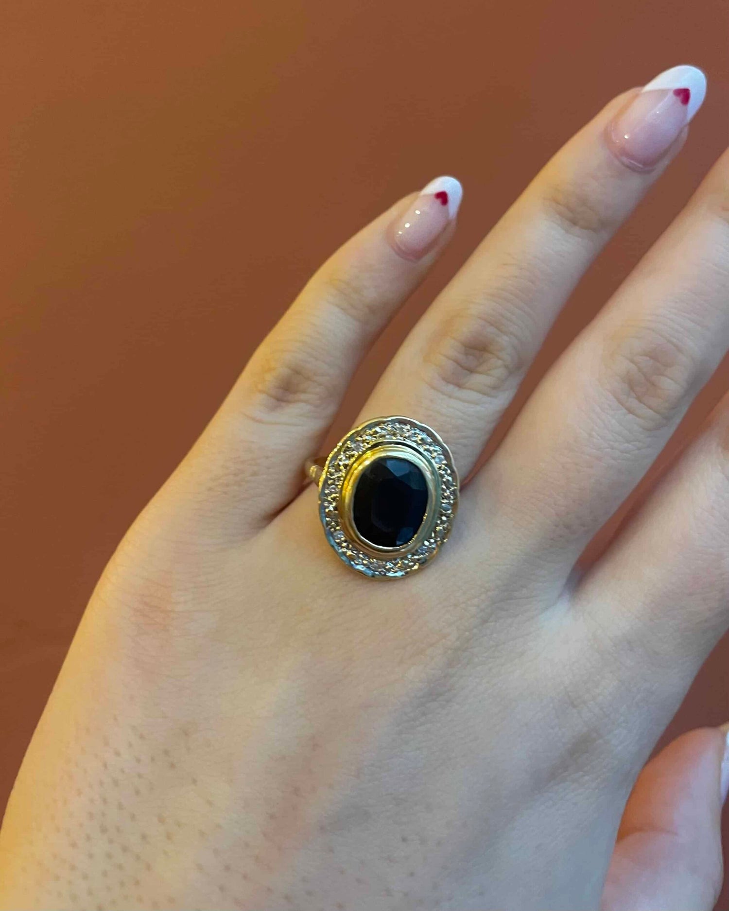 Bague Marguerite style Art-Déco Saphir 4.10 carats &amp; Diamants &quot;Louisia&quot;