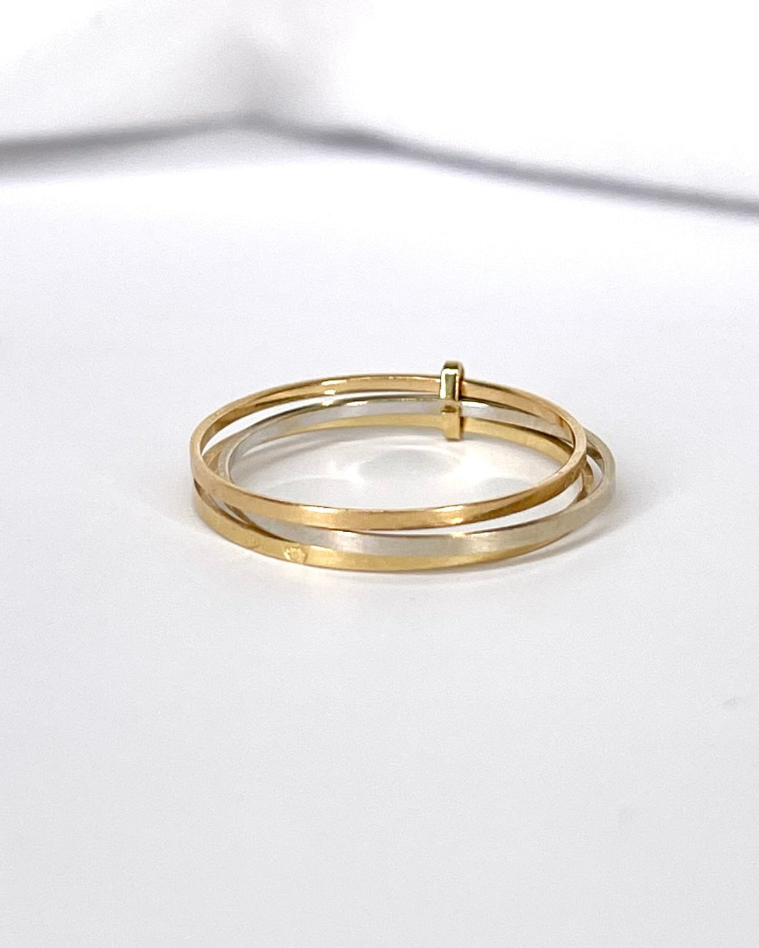 Bague Semainier Trois Ors 2.8 mm "Gaelle" - Elliade Paris