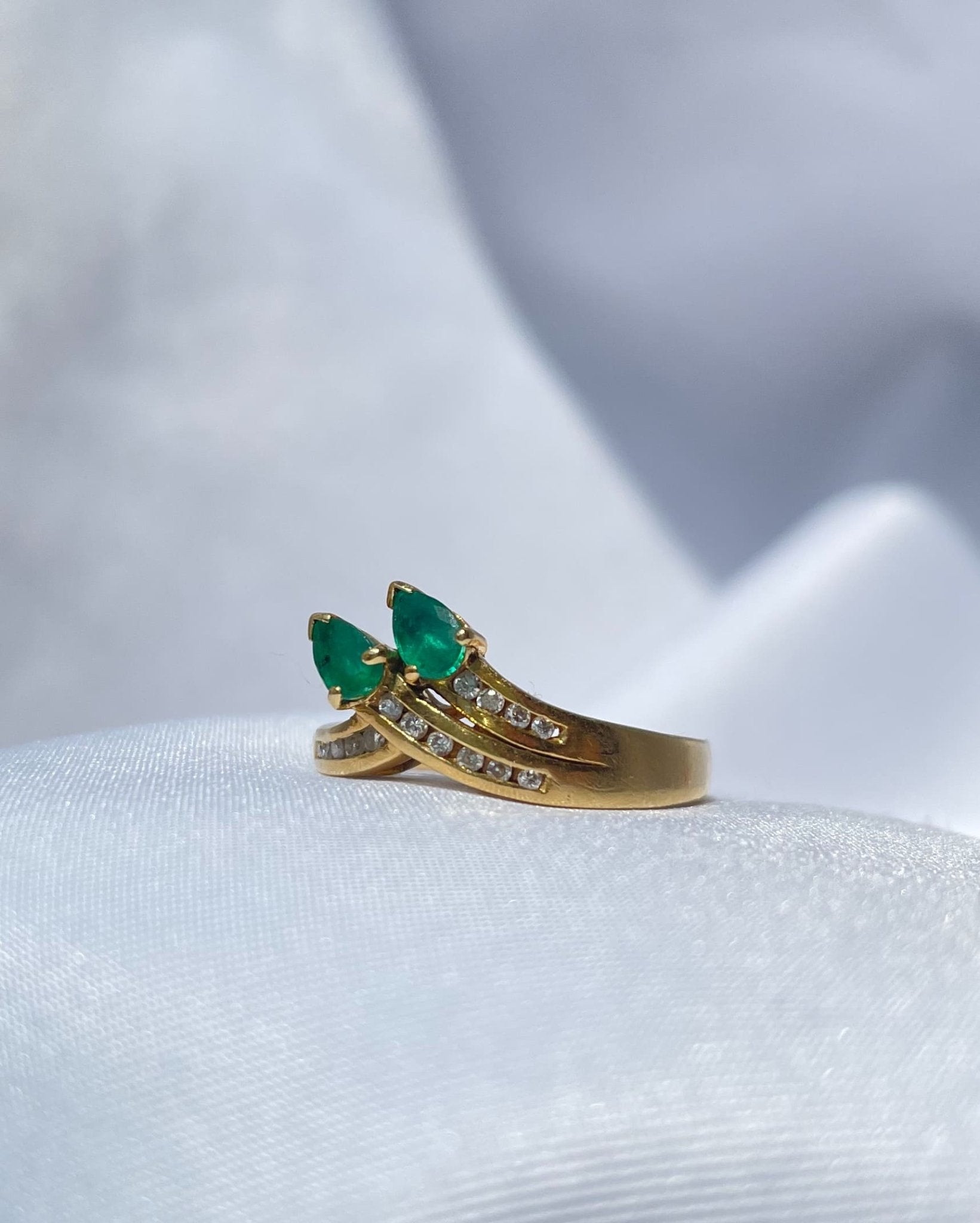Bague serpent émeraudes &amp; diamants "Clémence" - Elliade Paris
