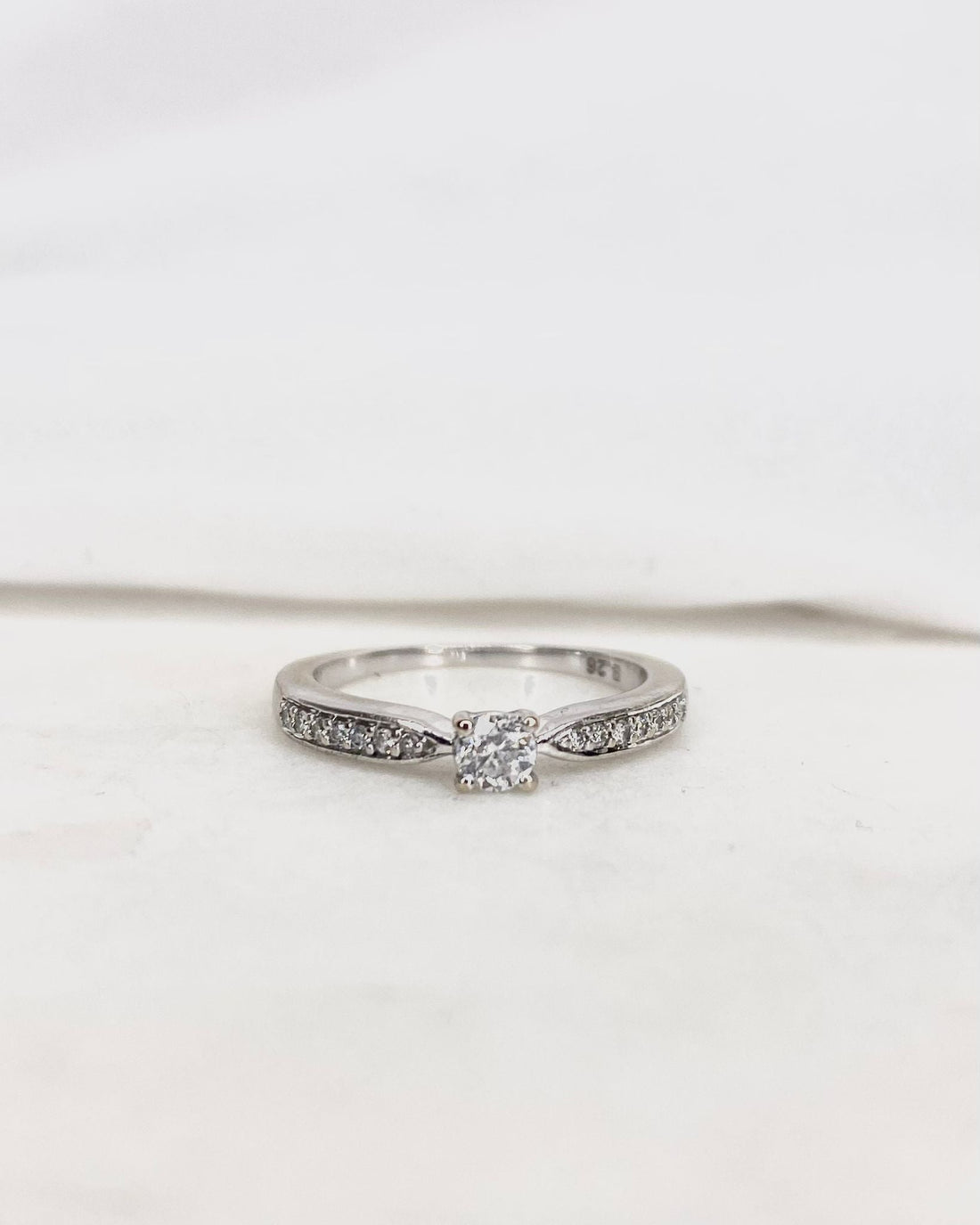 Bague Solitaire 15 Diamants &quot;Ayla&quot; - Elliade Paris